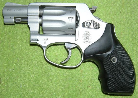 SMITH WESSON 317 AirLite .22 LR